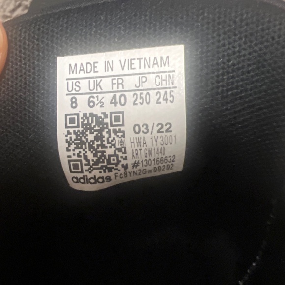 Adidas Shoes - Picture 4 of 4